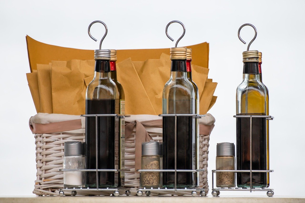 vinegar, oil, salt, pepper, cover, restaurant, seasoning, cook, kitchen, culinary, ingredient, meal, basket, vinegar, vinegar, vinegar, vinegar, vinegar